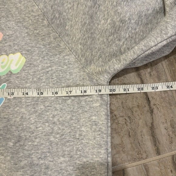 NWOT Stoney Clover Sweatshirt Size Small - Picture 9 of 12